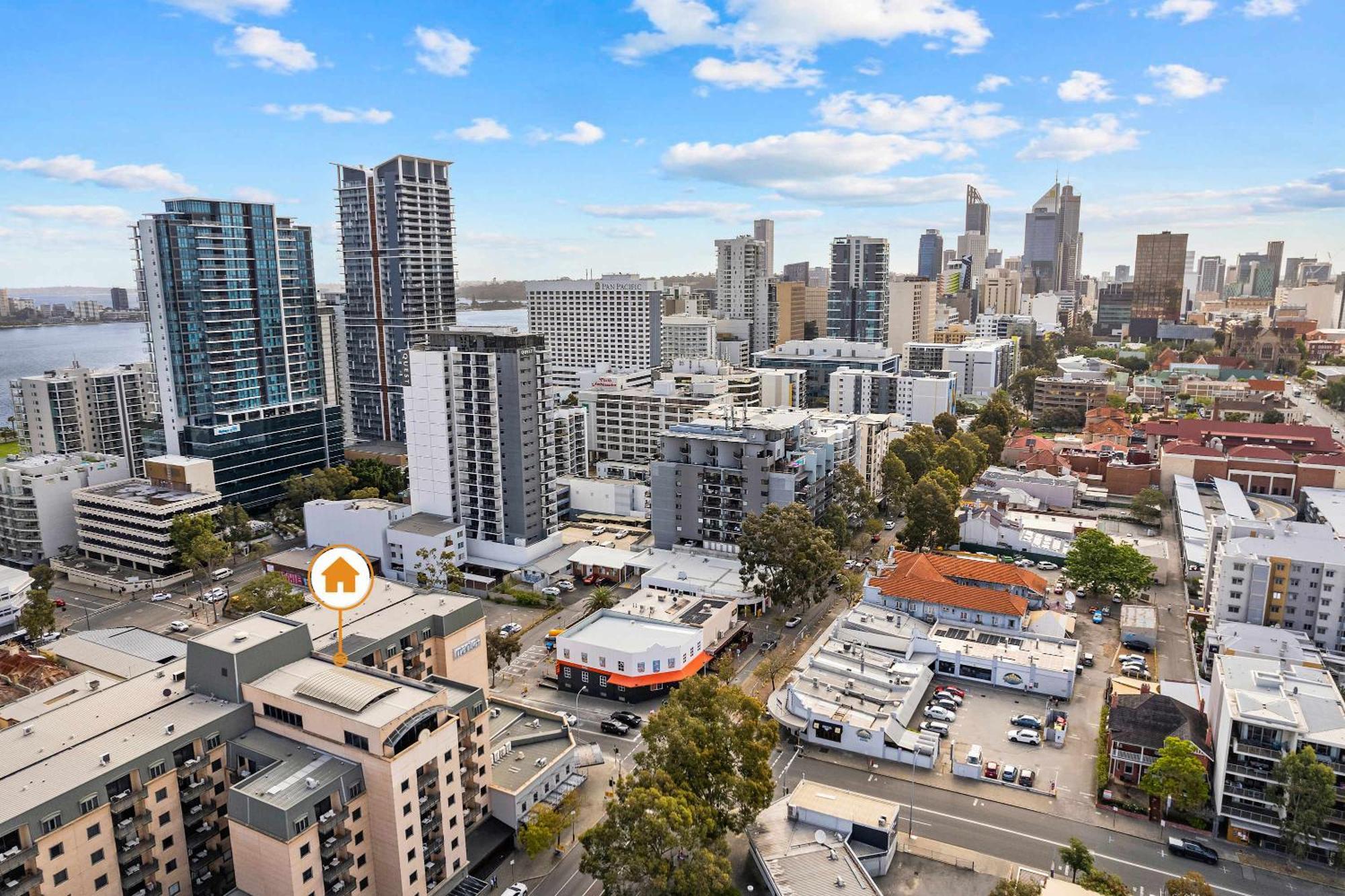 Spacious On Hay St Cbd